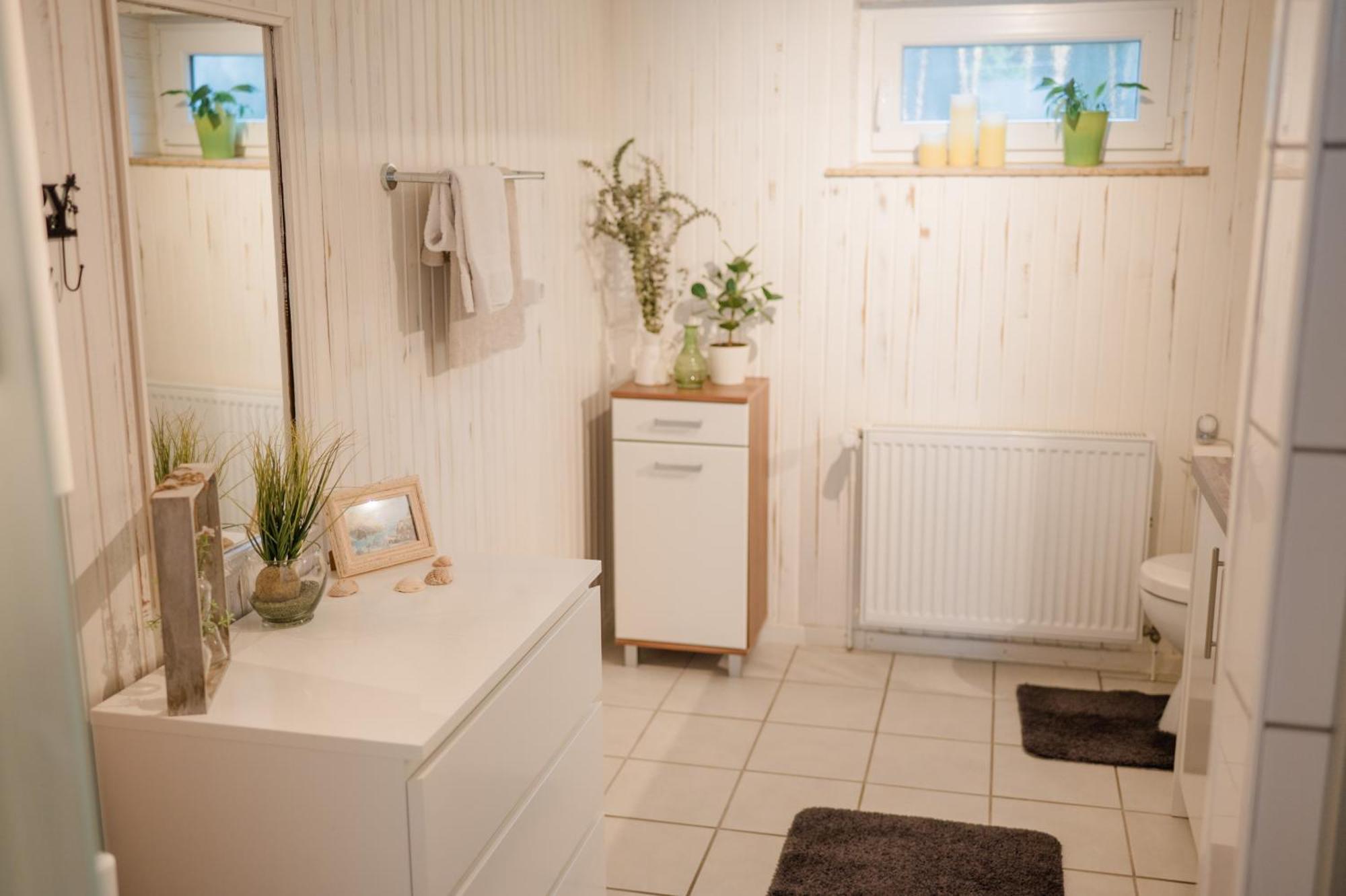 Buchlindenweg - Zimmer & Ferienwohnung Breitscheid  외부 사진